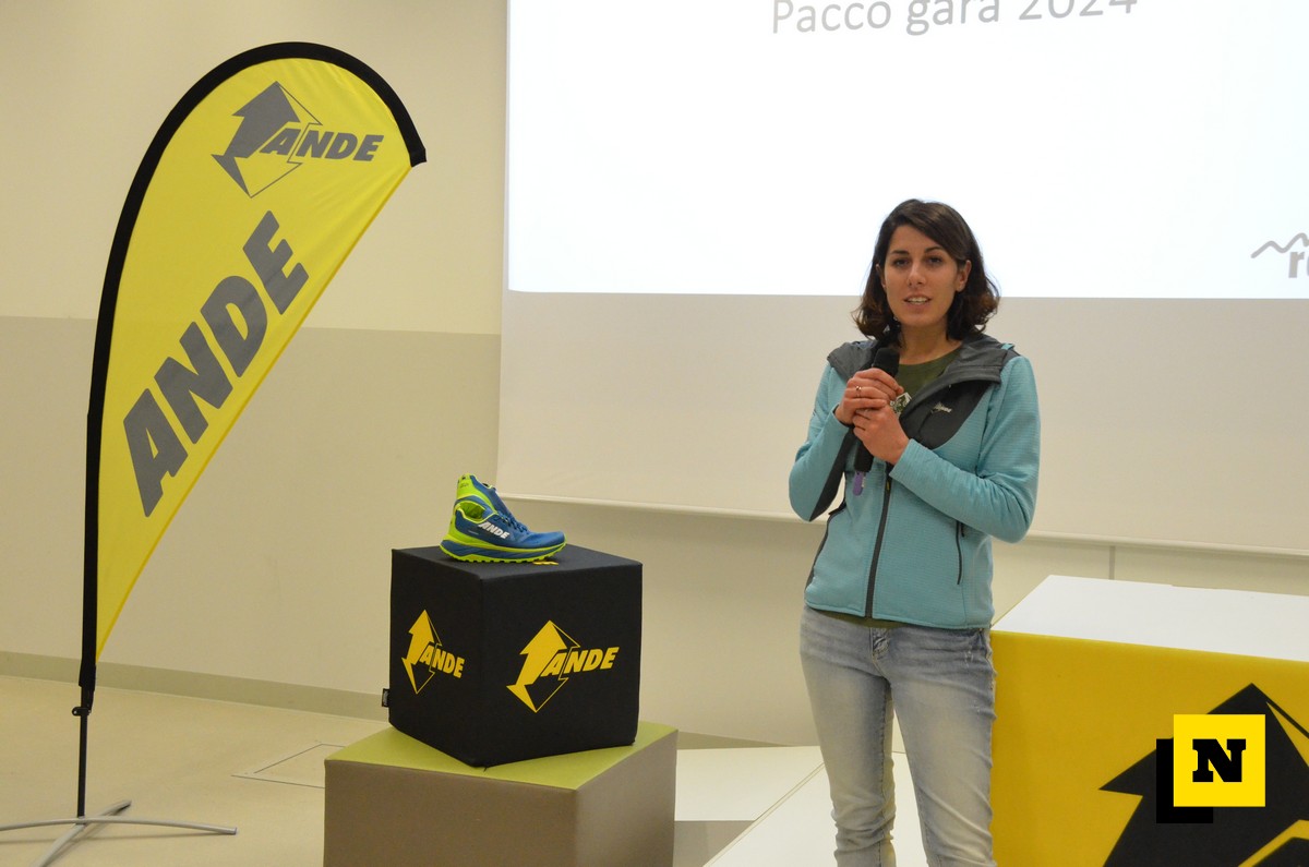 Resegup 2024 presentazione Sara Anghileri presenta la scarpa Thunder
