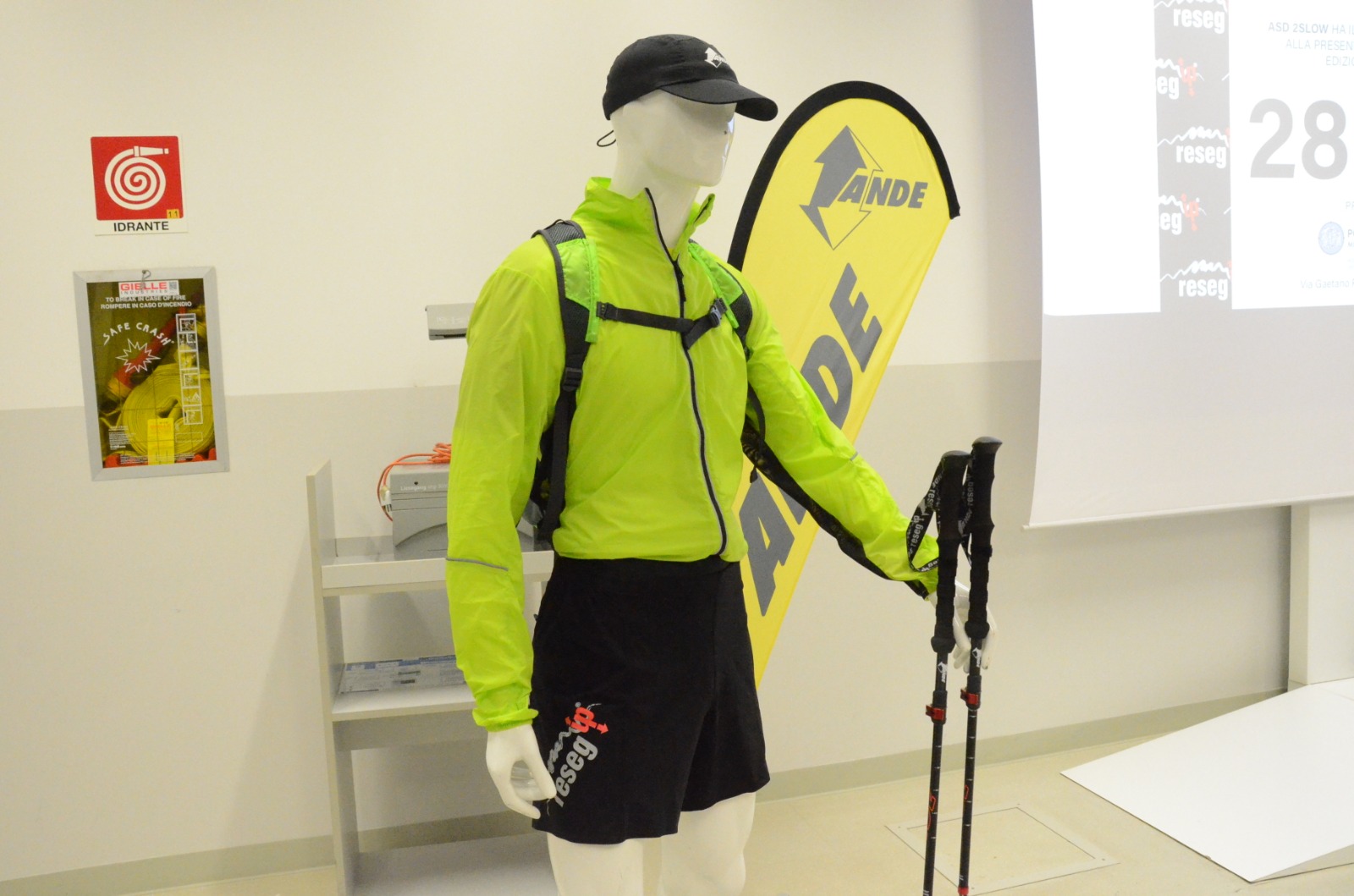 Pacco gara ResegUp 2025 pantaloncini Running Pro Short Ande