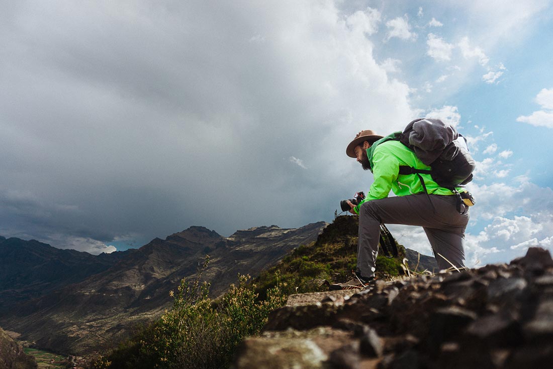 Progetto Guardianes Roberto Mor - Roberto Mor con la giacca Pieve Jkt di Ande