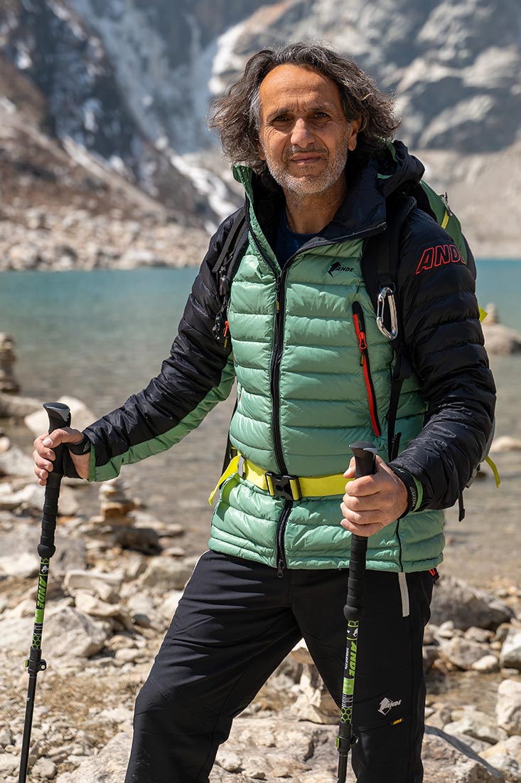 Manaslu Trek - Massimo Cappuccio con zaino Hike Shield 45 LT Ande