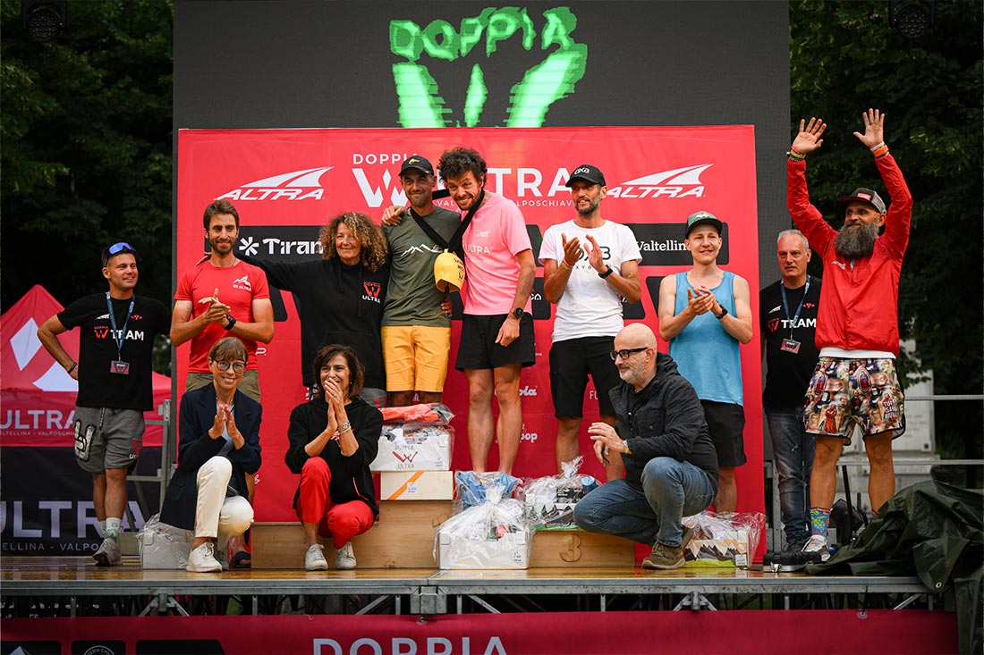 Doppia W Ultra 2026: Nicola Bassi ambassador Ande sul podio Doppia W Ultra 2026: Nicola Bassi ambassador Ande sul podio